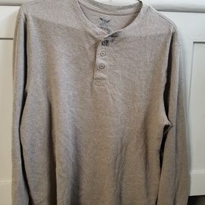Mens XL thermal long sleeve shirt